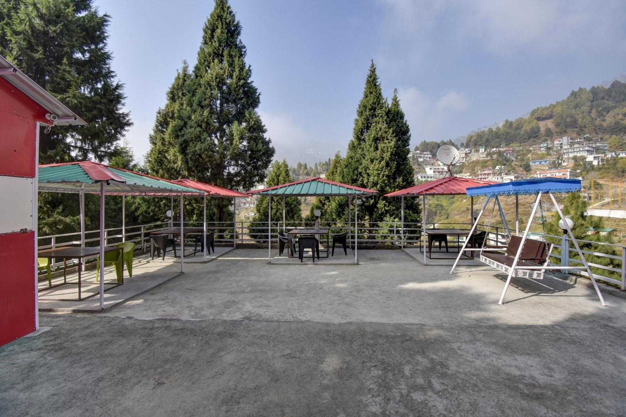 Oyo 72895松树酒店 穆索里 外观 照片