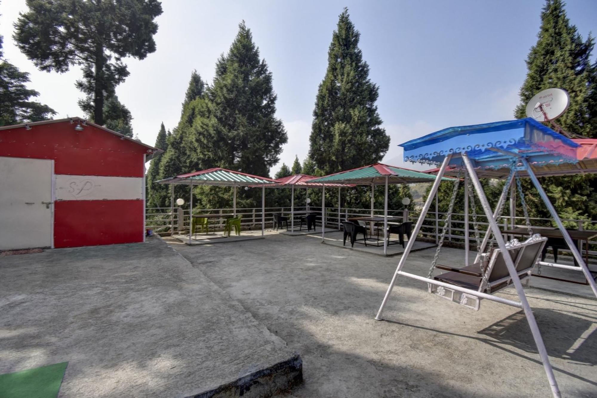 Oyo 72895松树酒店 穆索里 外观 照片